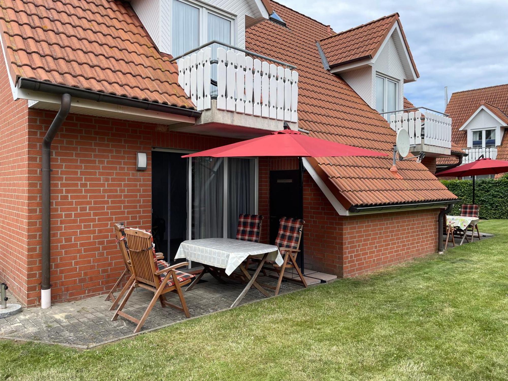 Ferienwohnungen Wiek, Haus Luv & Lee Wiek auf Rügen Exterior foto